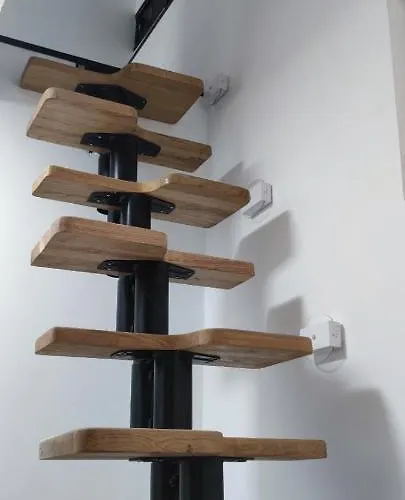 Zara At Raphael France Apartment