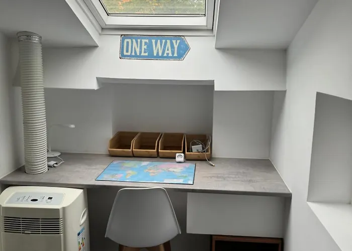 Zara At Raphael France Saint-Raphaël